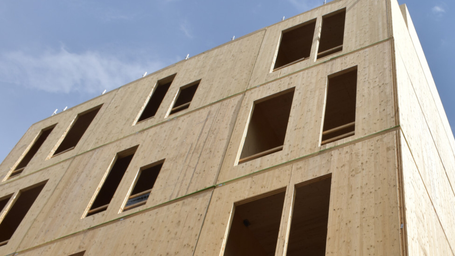6 woongebouwen in CLT. Ontwerpfase gestart